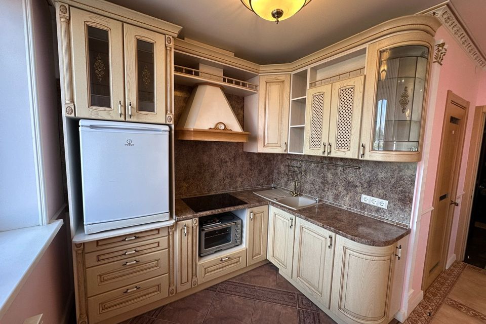 Продаётся 1-комнатная квартира, 43.7 м²