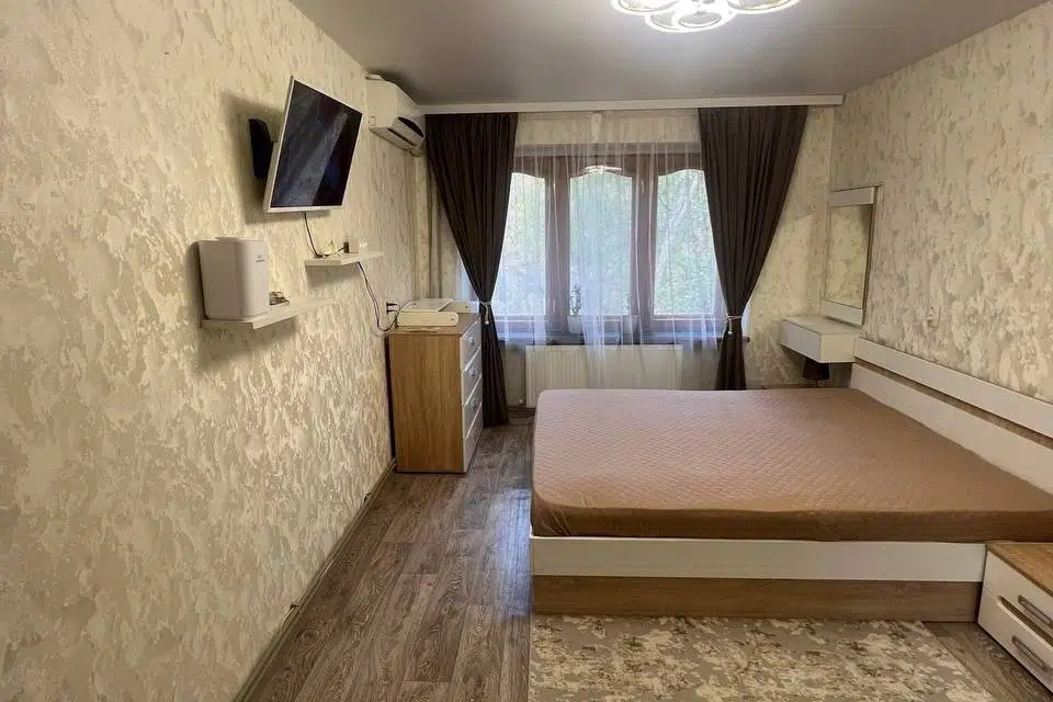 Продаётся 3-комнатная квартира, 60 м²