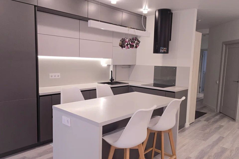 Продаётся 2-комнатная квартира, 84.7 м²