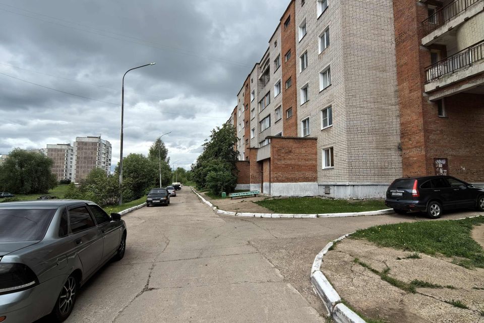 Продаётся 3-комнатная квартира, 64.7 м²