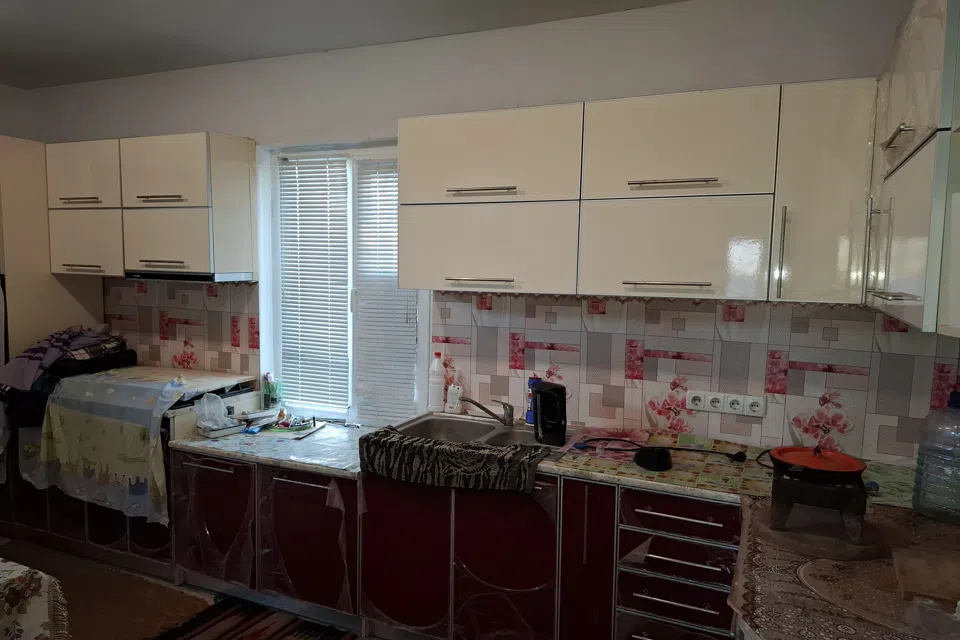 Продаётся 2-этажный дом, 230 м²