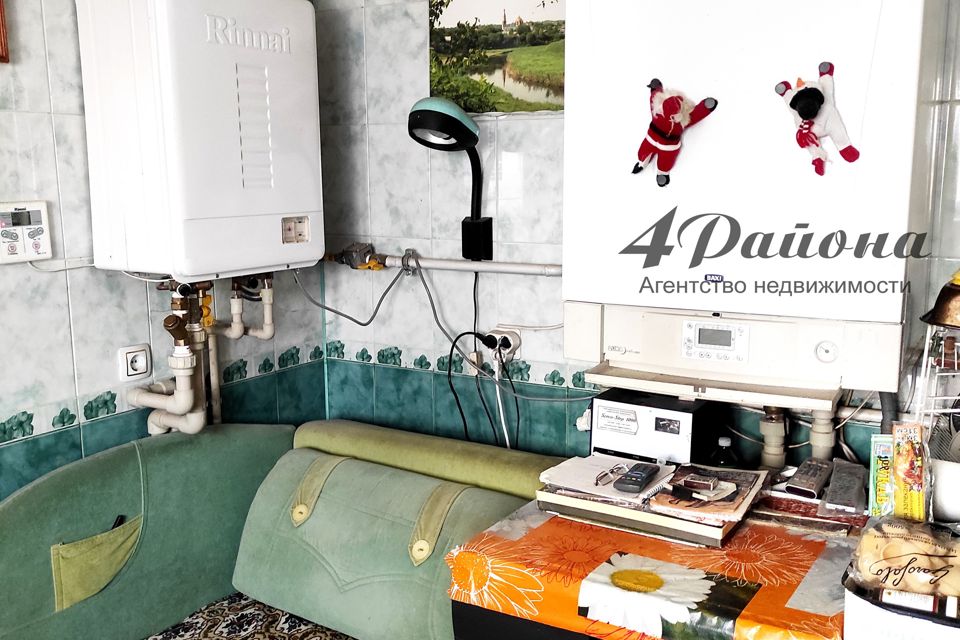 Продаётся 3-этажный дом, 400 м²