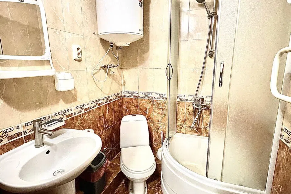 Продаётся 4-комнатная квартира, 115 м²