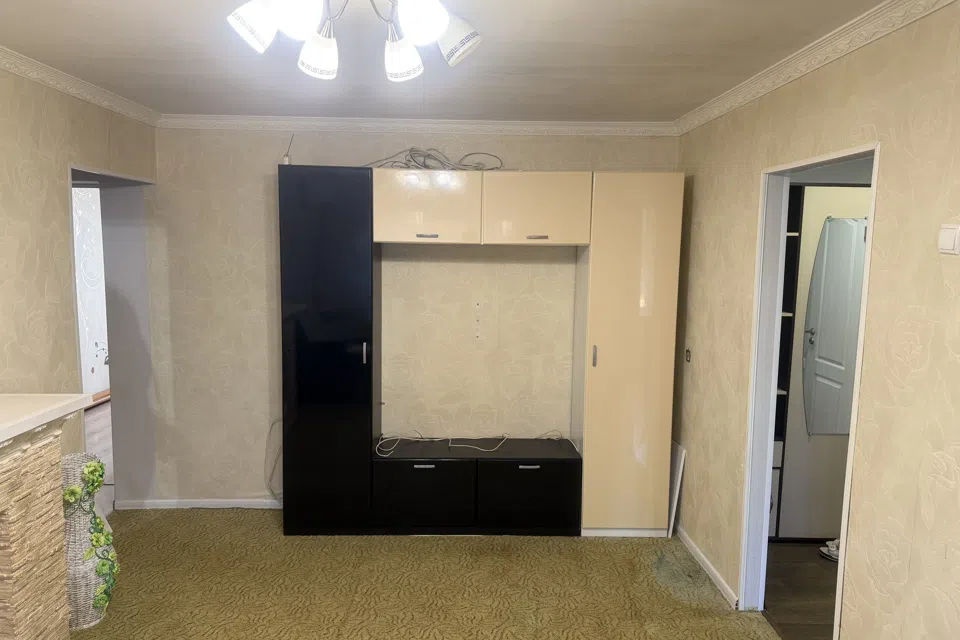 Продаётся 3-комнатная квартира, 55 м²