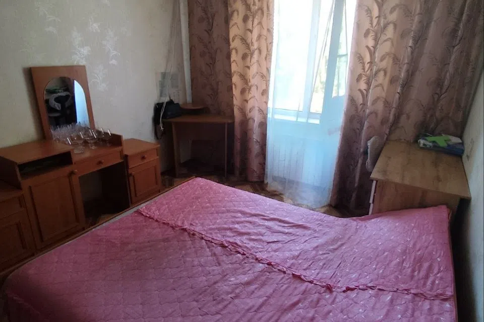Продаётся 3-комнатная квартира, 56.6 м²