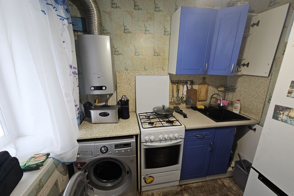 Продаётся 1-комнатная квартира, 42.8 м²