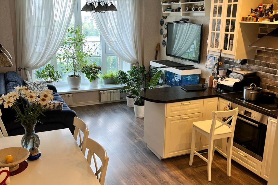 Продаётся 3-комнатная квартира, 87.4 м²