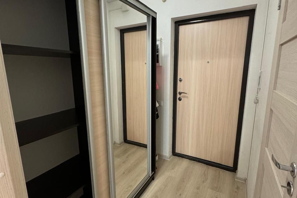 Продаётся 1-комнатная квартира, 43 м²