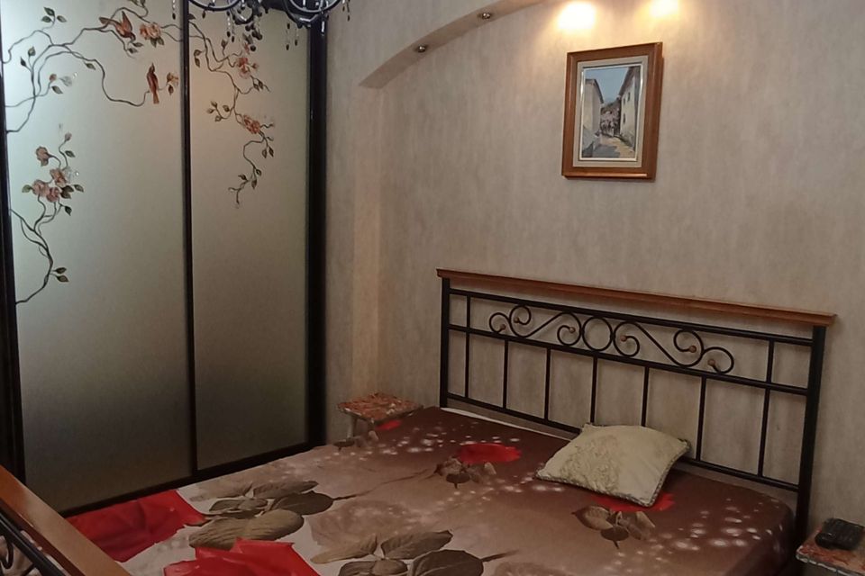 Продаётся 3-комнатная квартира, 70 м²