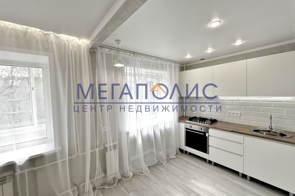 Продаётся 2-комнатная квартира, 42 м²