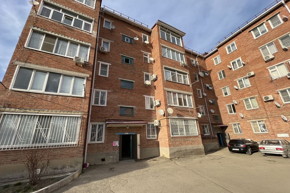 Продаётся 1-комнатная квартира, 36.7 м²