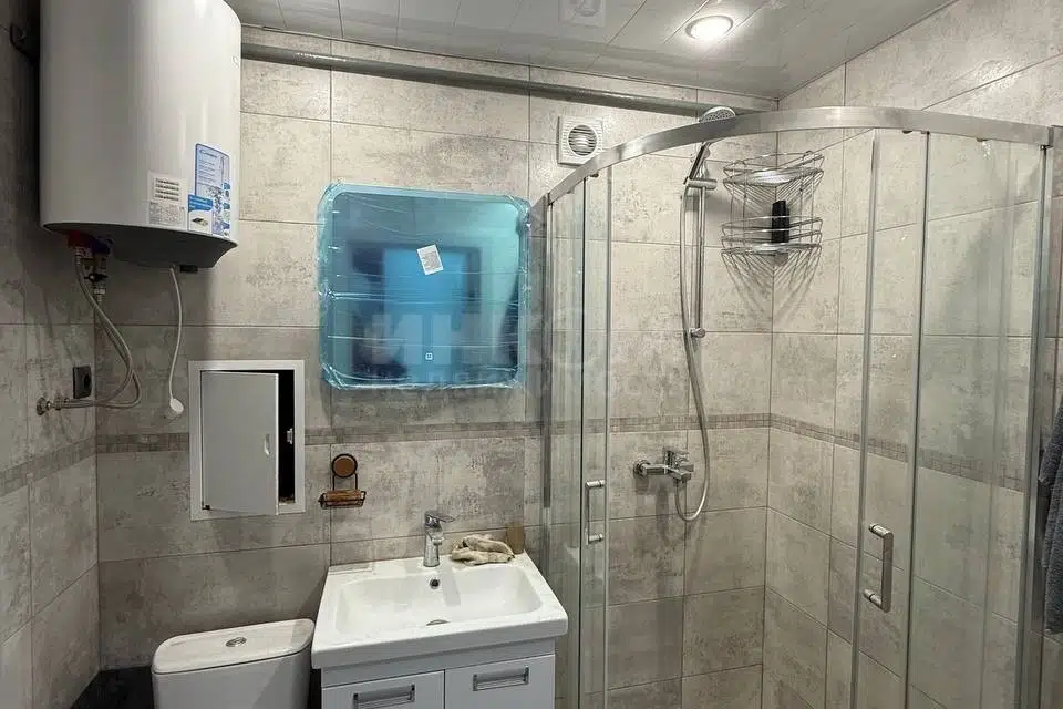 Продаётся 4-комнатная квартира, 63 м²