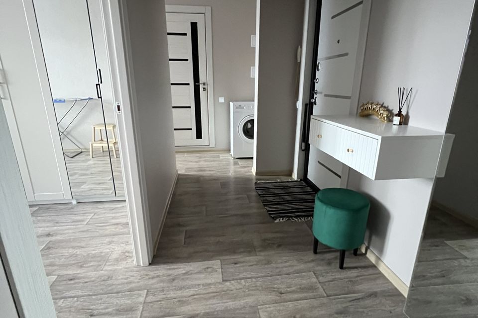 Продаётся 4-комнатная квартира, 96.4 м²