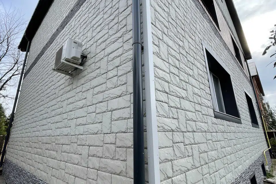 Продаётся 4-этажный дом, 360 м²