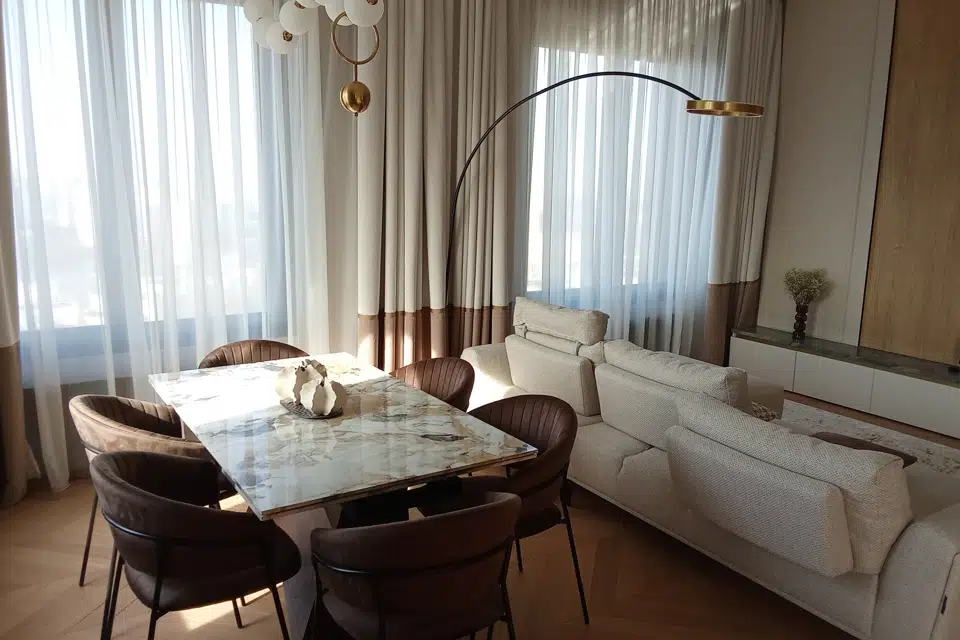 Продаётся 3-комнатная квартира, 102 м²