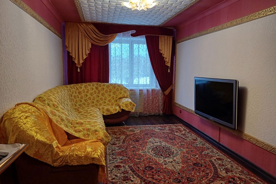 Продаётся 3-комнатная квартира, 67.9 м²