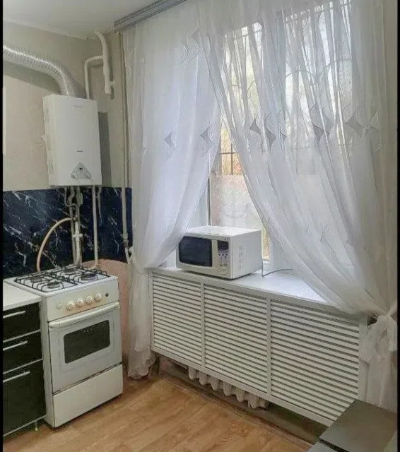 Сдаётся 4-комнатная квартира, 60 м²