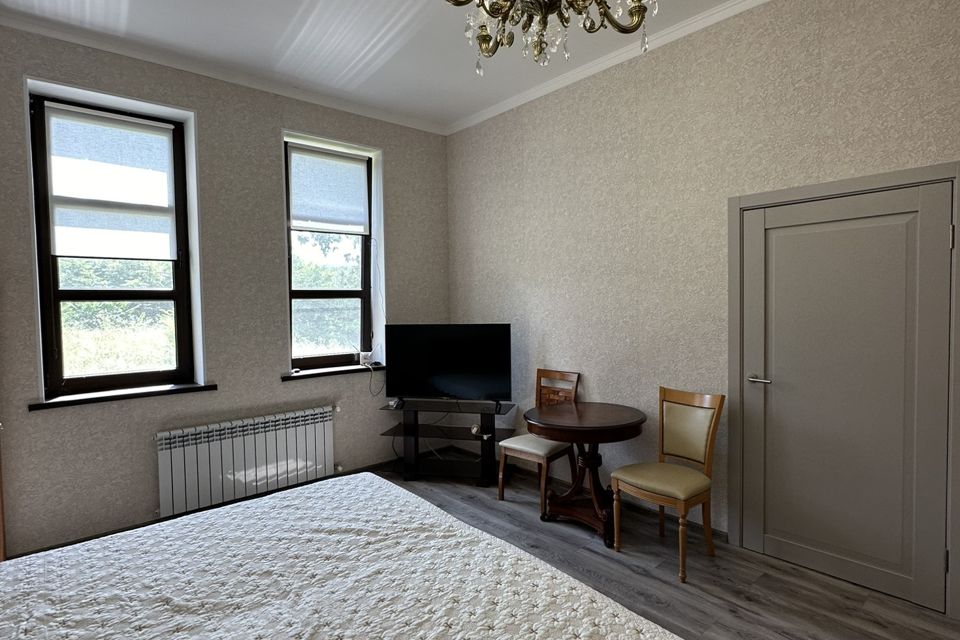 Сдаётся 1-комнатная квартира, 40 м²