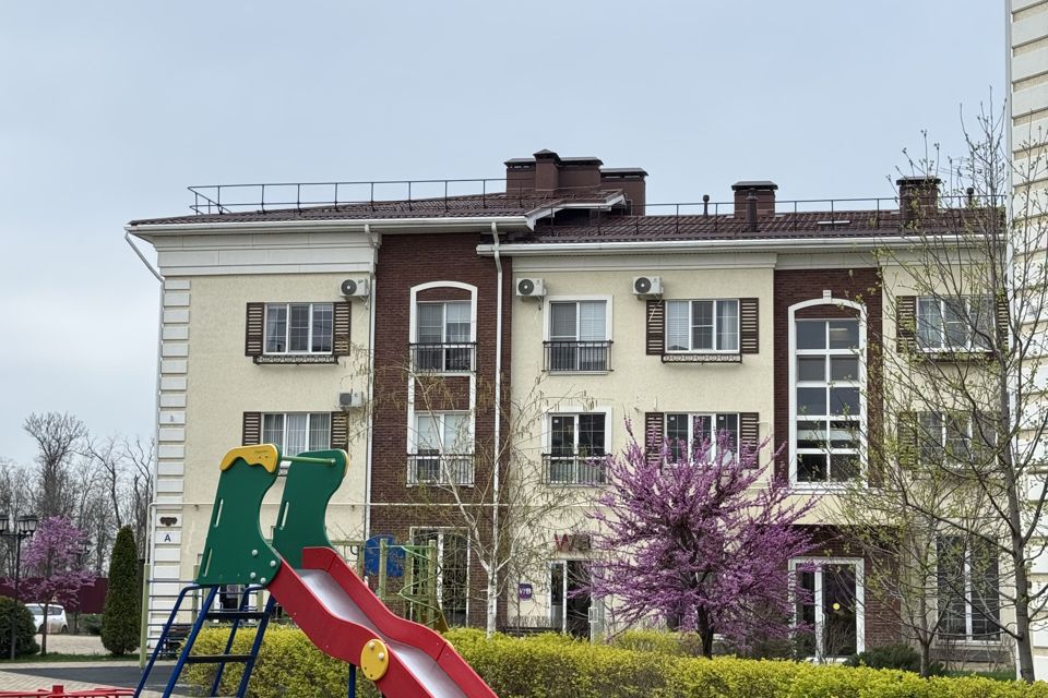 Продаётся 2-комнатная квартира, 66.88 м²