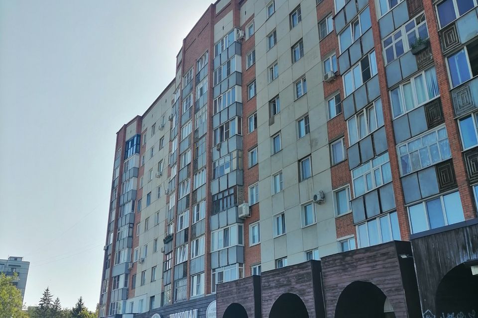 Продаётся 2-комнатная квартира, 46.6 м²