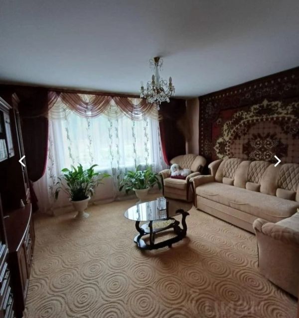 Продаётся 4-комнатная квартира, 79.4 м²