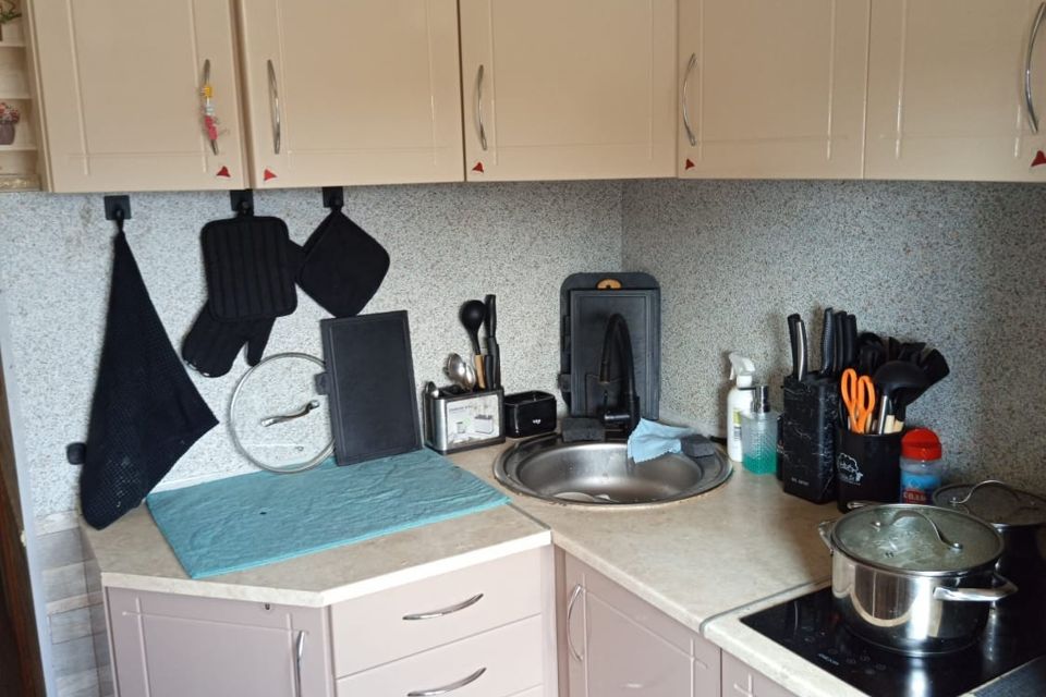 Продаётся 2-комнатная квартира, 43.6 м²
