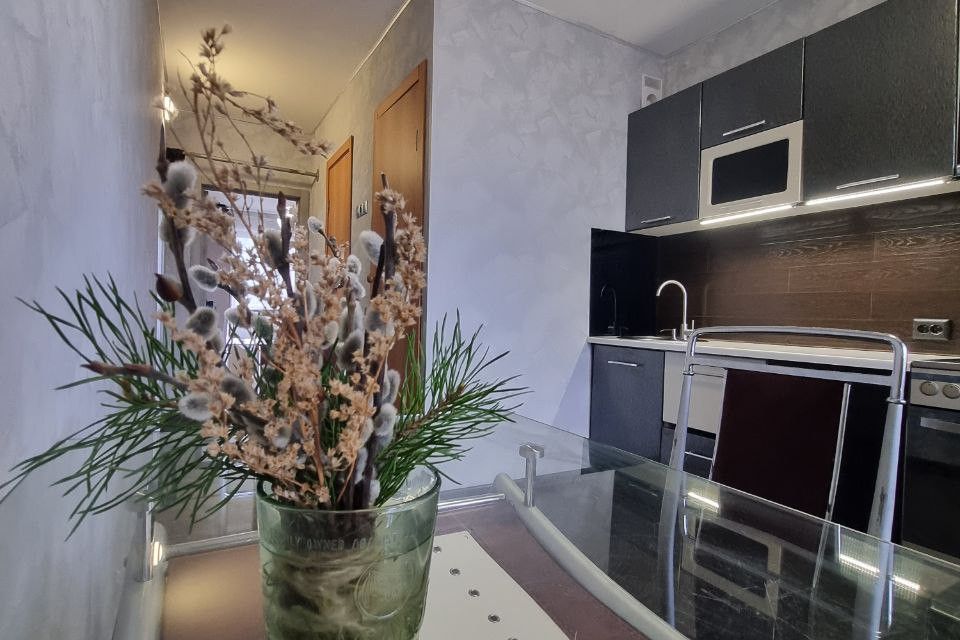 Продаётся 2-комнатная квартира, 48.5 м²
