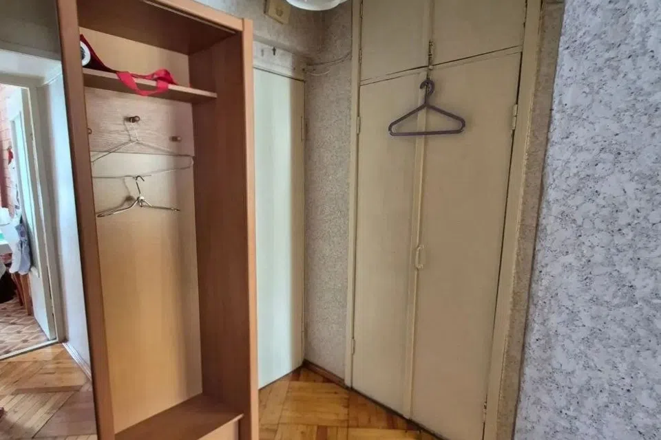 Продаётся 1-комнатная квартира, 35.6 м²
