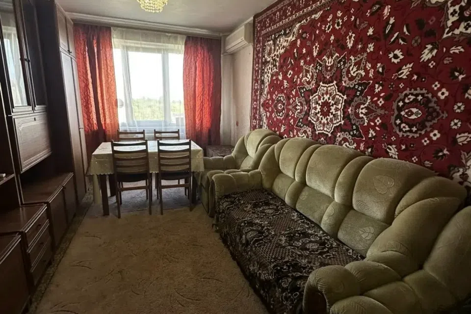 Продаётся 3-комнатная квартира, 74.2 м²