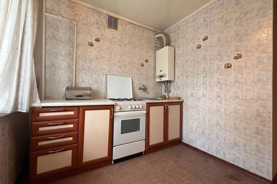 Продаётся 3-комнатная квартира, 56 м²