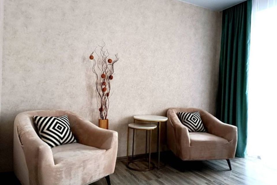 Сдаётся 2-комнатная квартира, 67 м²