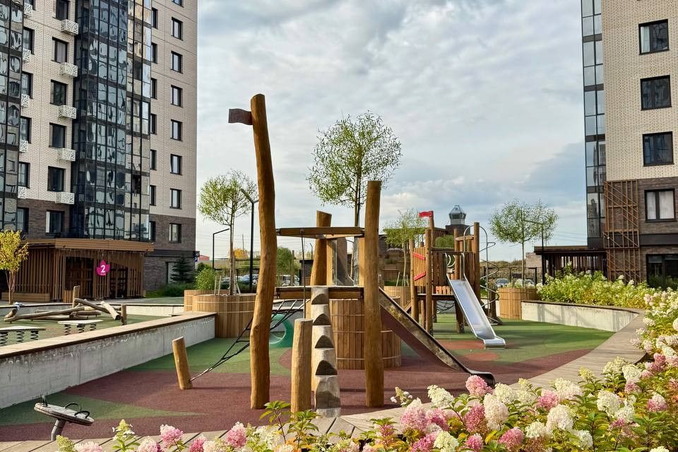 Продаётся 2-комнатная квартира, 55.7 м²
