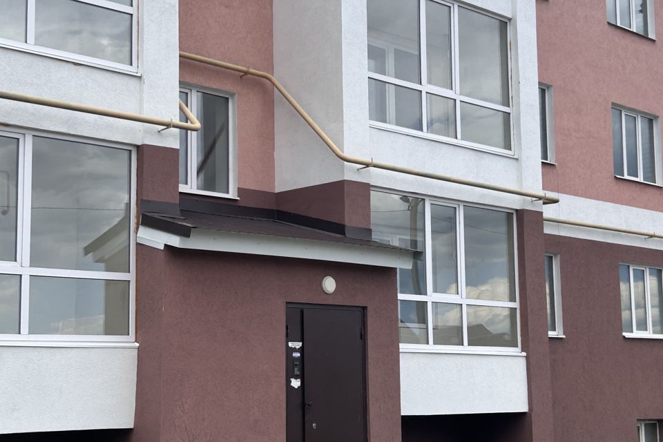Продаётся 2-комнатная квартира, 55.5 м²