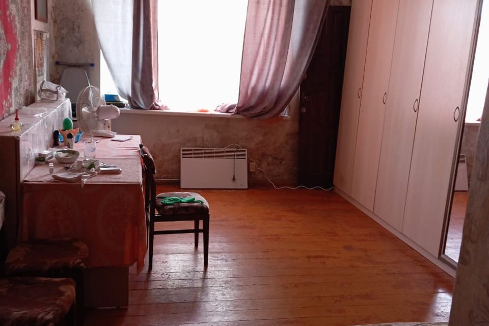 Продаётся 3-комнатная квартира, 62.2 м²
