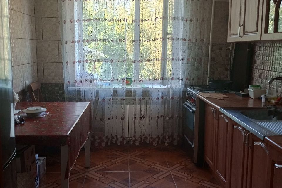 Продаётся 4-комнатная квартира, 80 м²