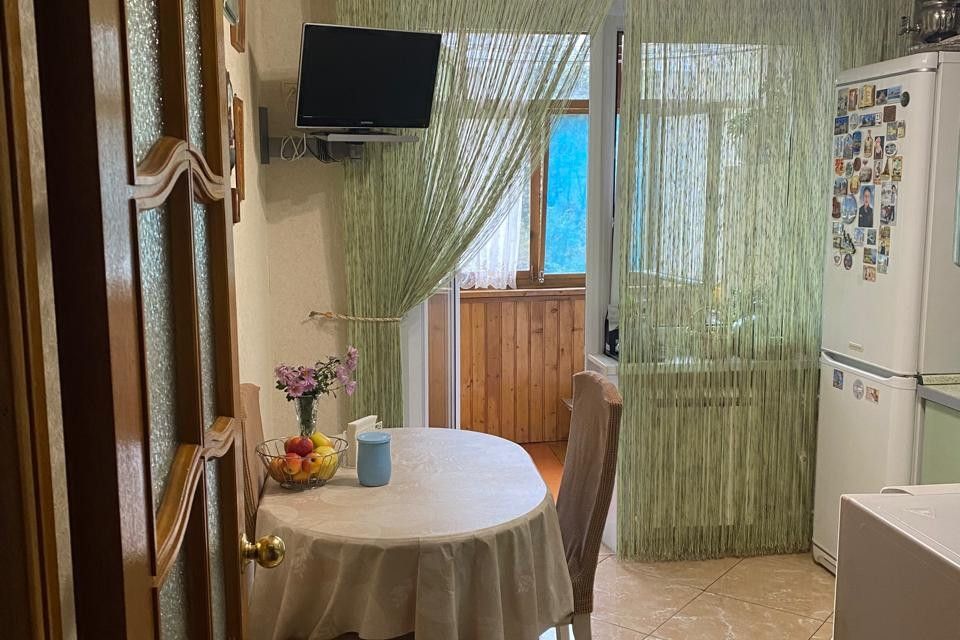 Продаётся 2-комнатная квартира, 57.1 м²