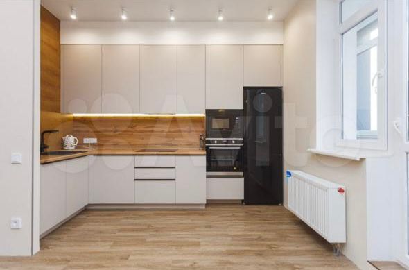 Продаётся 3-комнатная квартира, 75.8 м²