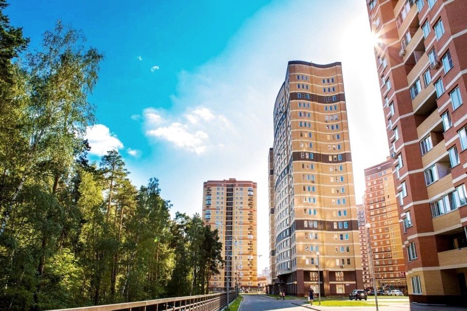 Продаётся 1-комнатная квартира, 52 м²