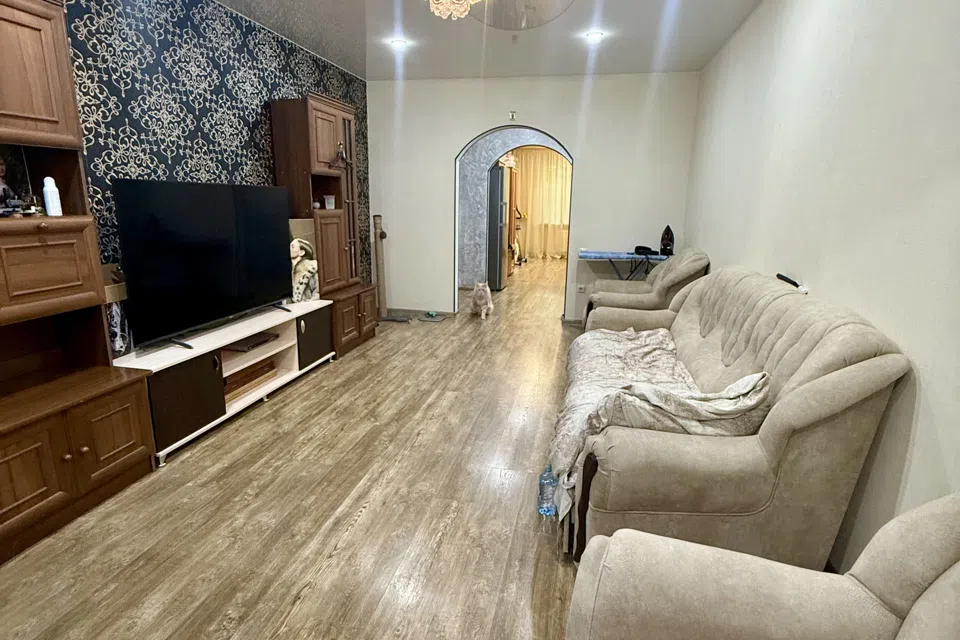 Продаётся 4-комнатная квартира, 96.5 м²