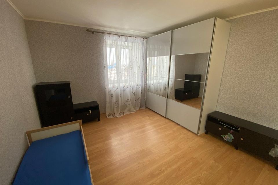 Продаётся 2-комнатная квартира, 60.8 м²