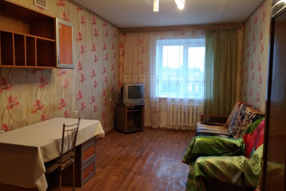 Продаётся комната в 5-комн. квартире, 17.5 м²