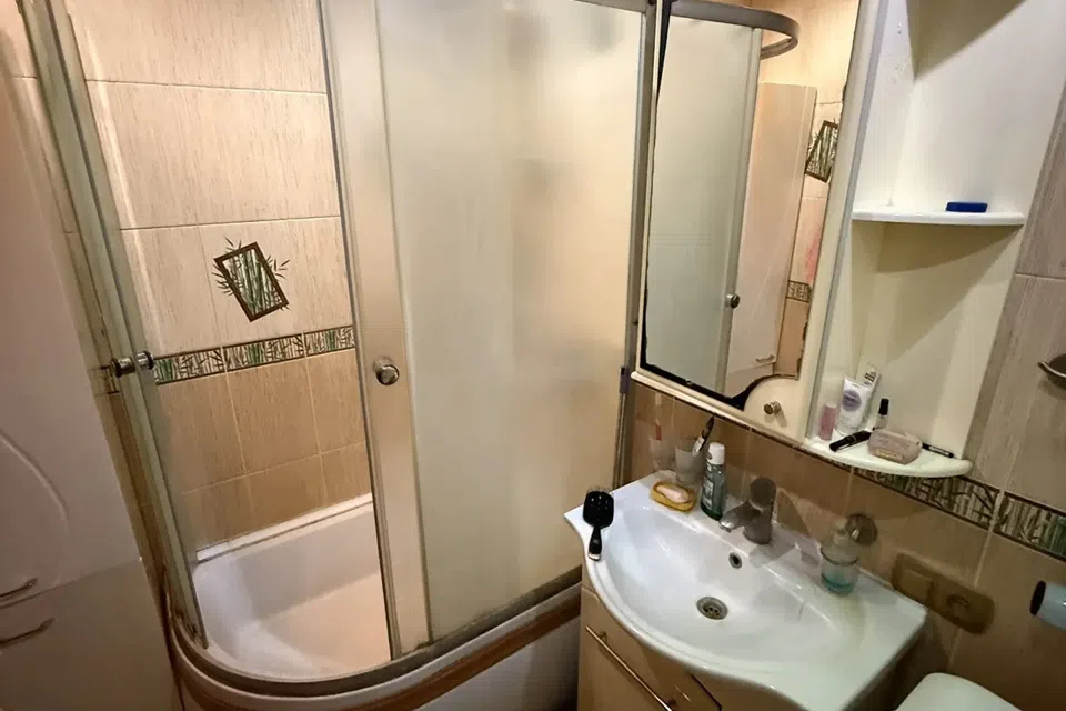 Продаётся 3-комнатная квартира, 64 м²