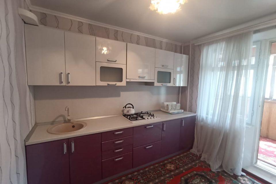 Продаётся 1-комнатная квартира, 38 м²