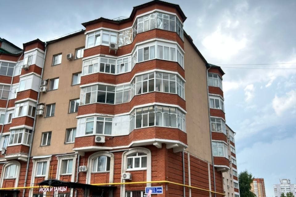 Продаётся 1-комнатная квартира, 55.9 м²