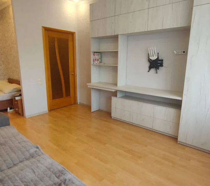 Продаётся 1-комнатная квартира, 38 м²