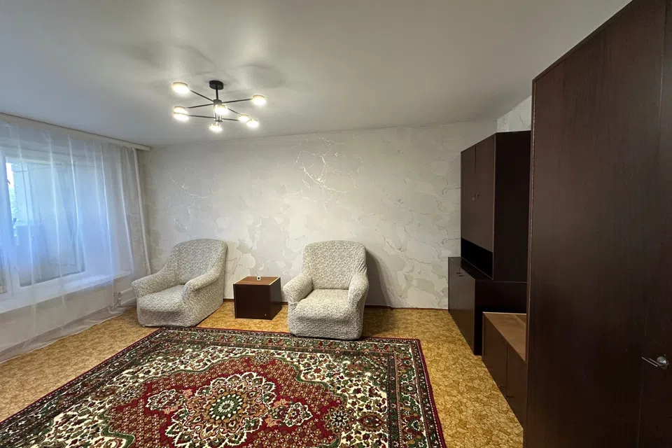 Сдаётся 2-комнатная квартира, 55 м²