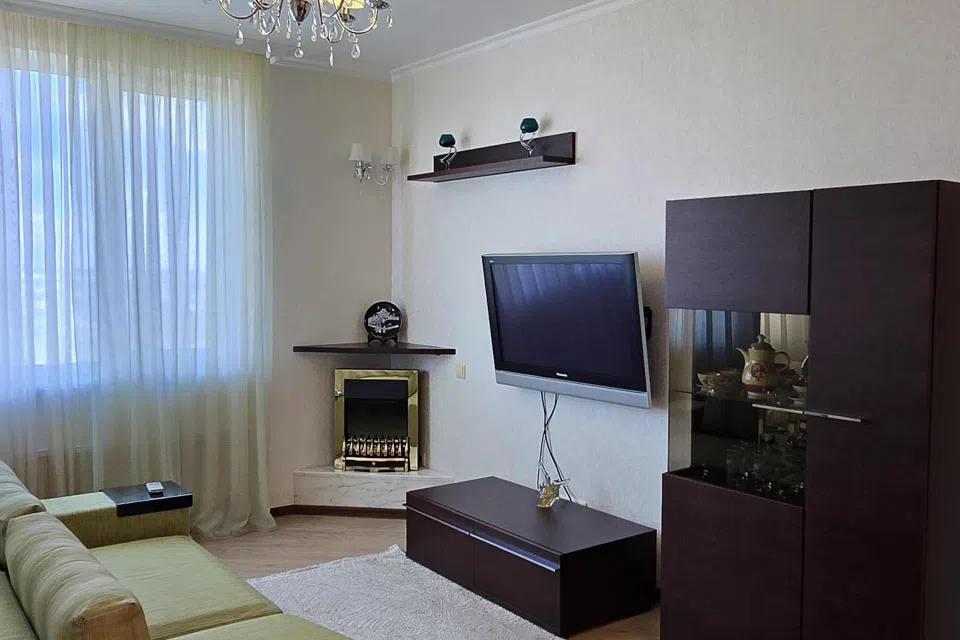 Продаётся 2-комнатная квартира, 90 м²