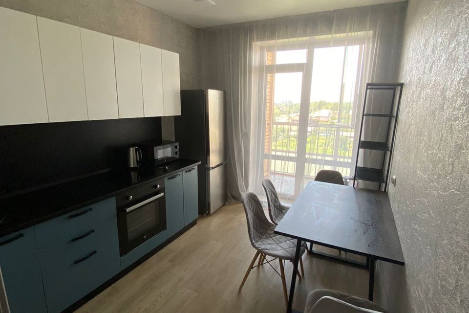 Сдаётся 2-комнатная квартира, 60 м²