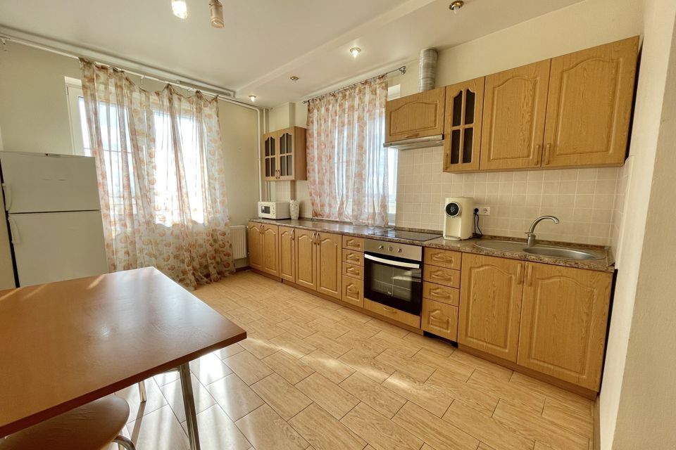 Продаётся 2-комнатная квартира, 73 м²