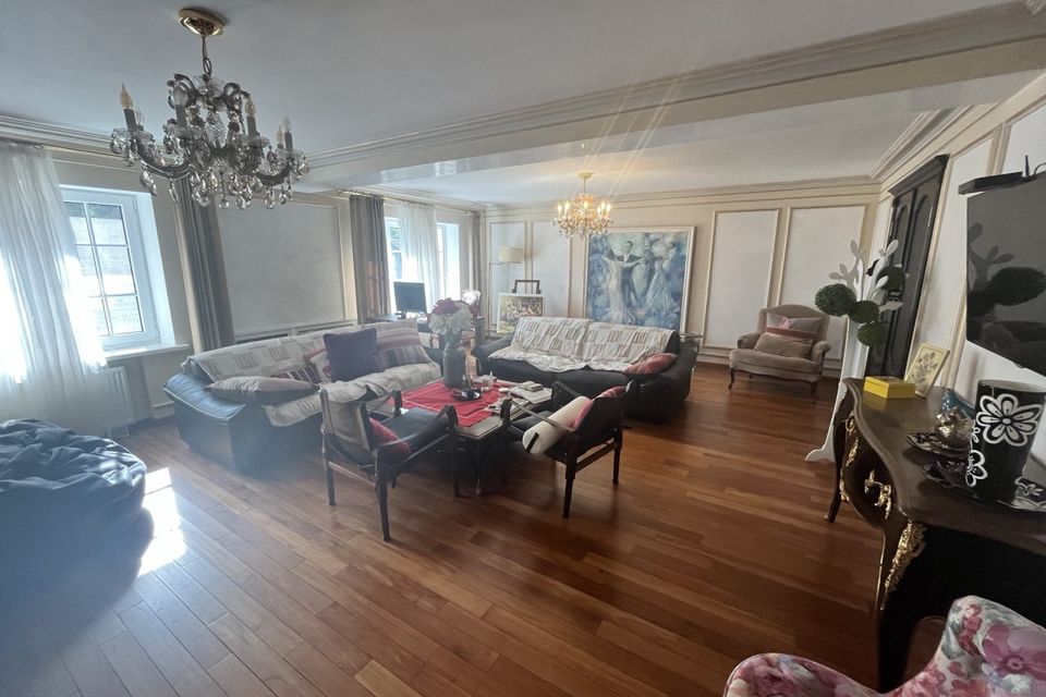 Продаётся 4-этажный дом, 537.9 м²